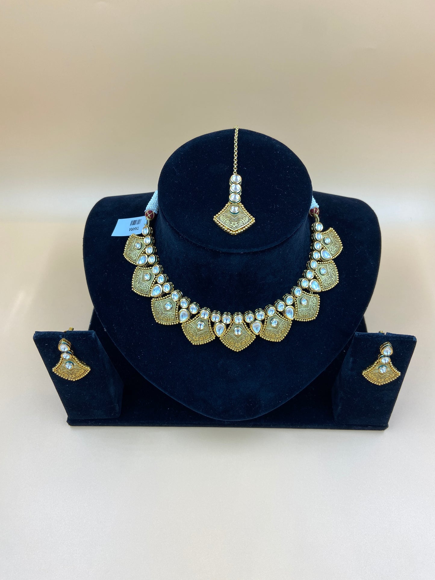 Polki Necklace Set with Maang Tikka