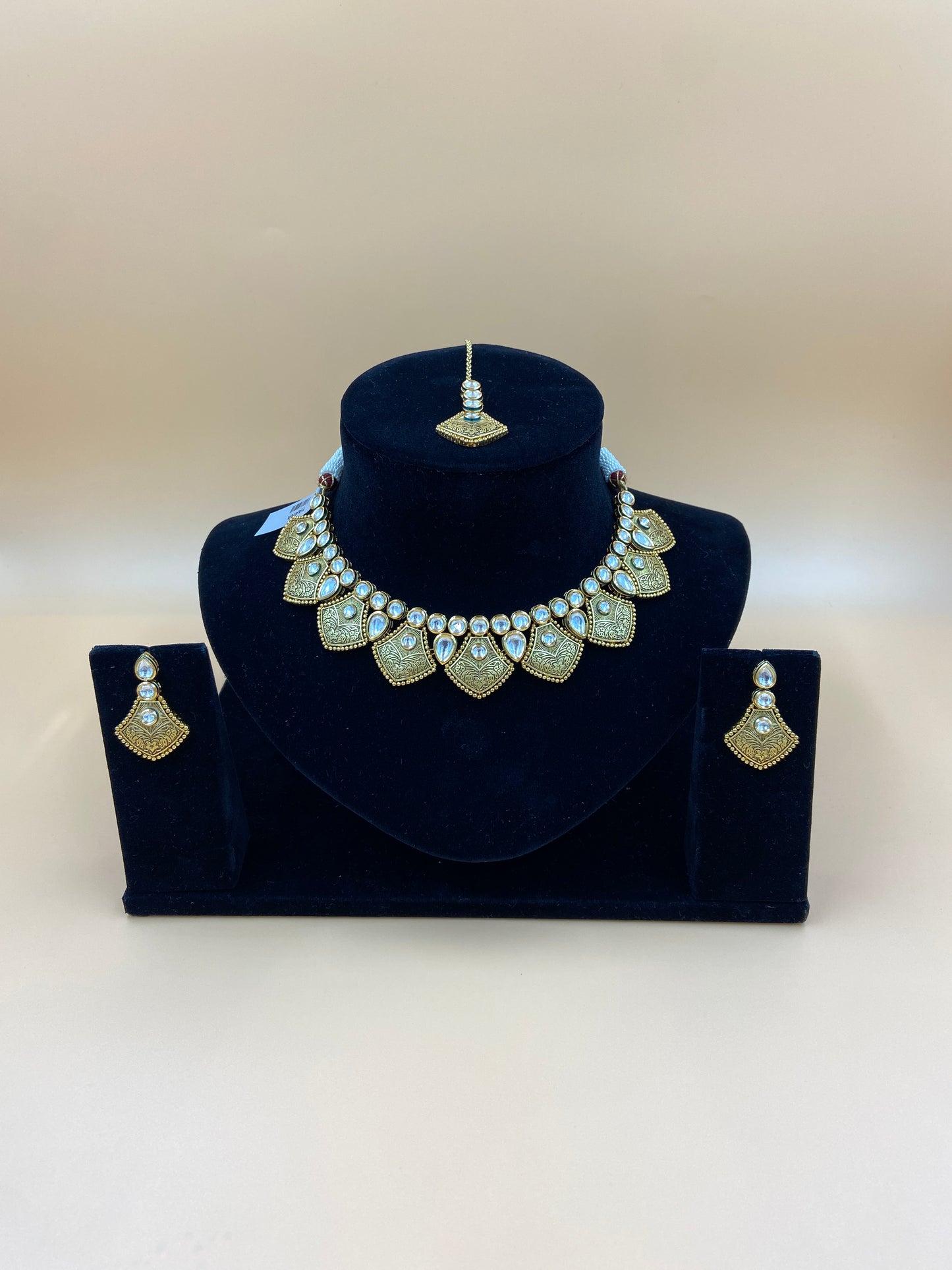 Polki Necklace Set with Maang Tikka