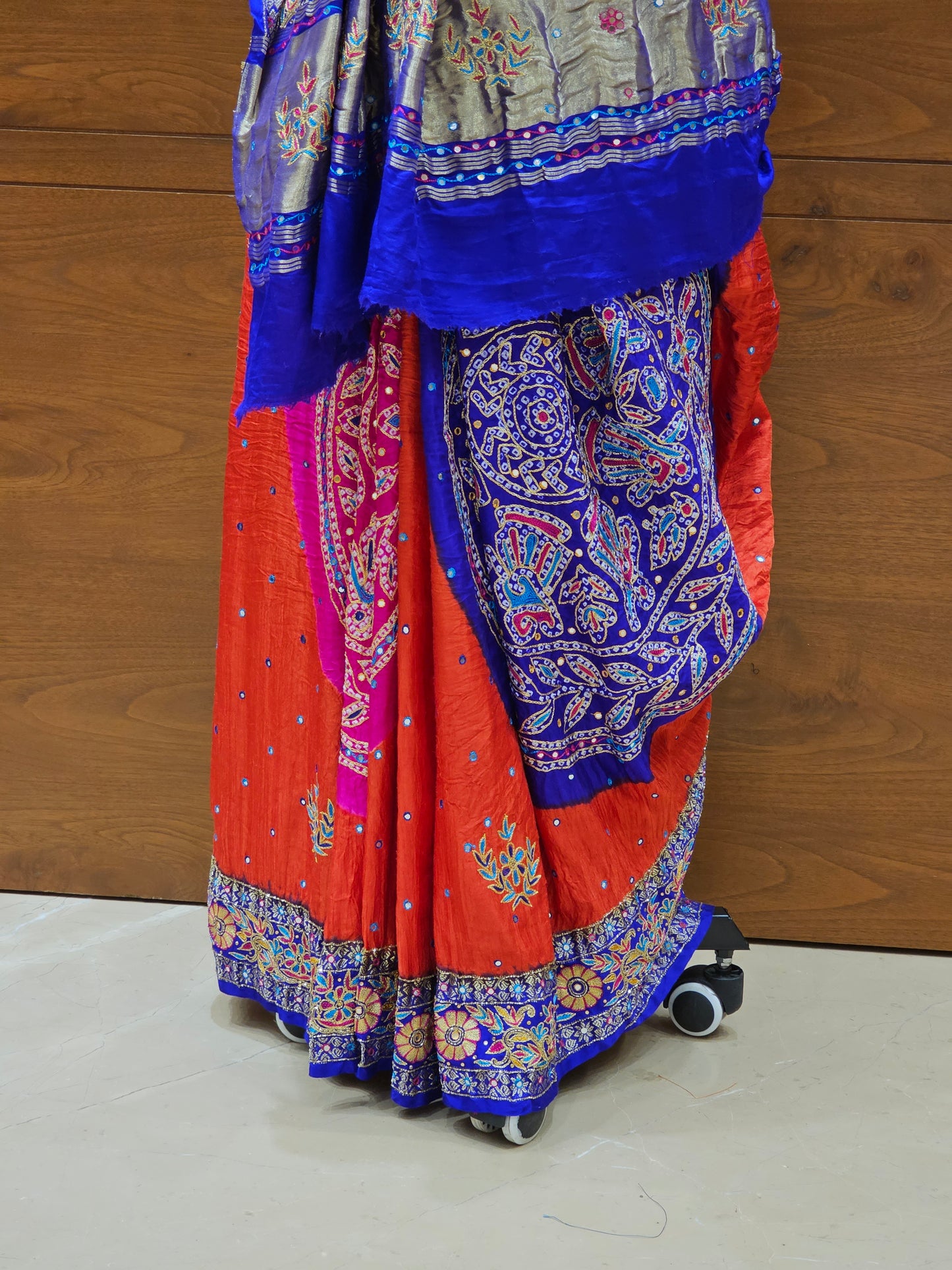 Pure Gaji Silk Bandhni