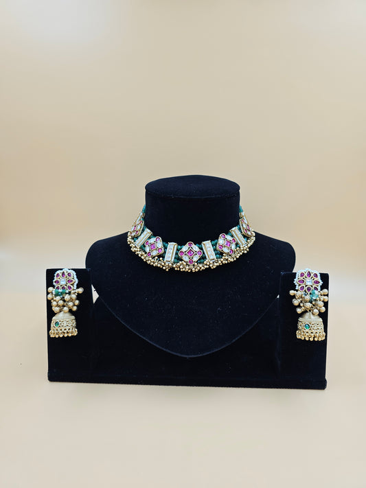 Traditional Gold-Tone Necklace Set with Green and Pink Enamel