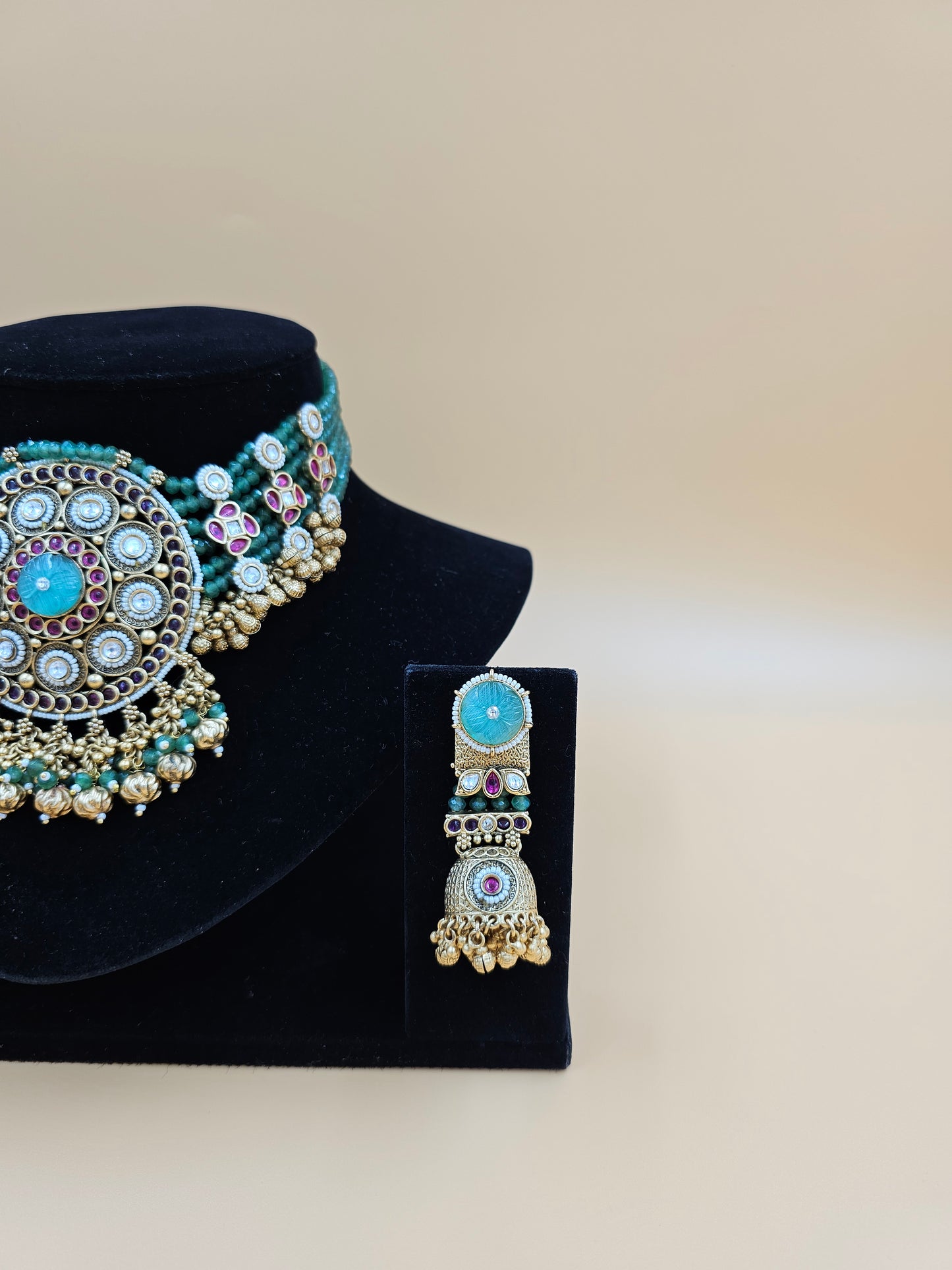 Traditional Peacock-Inspired Necklace Set with Pearls