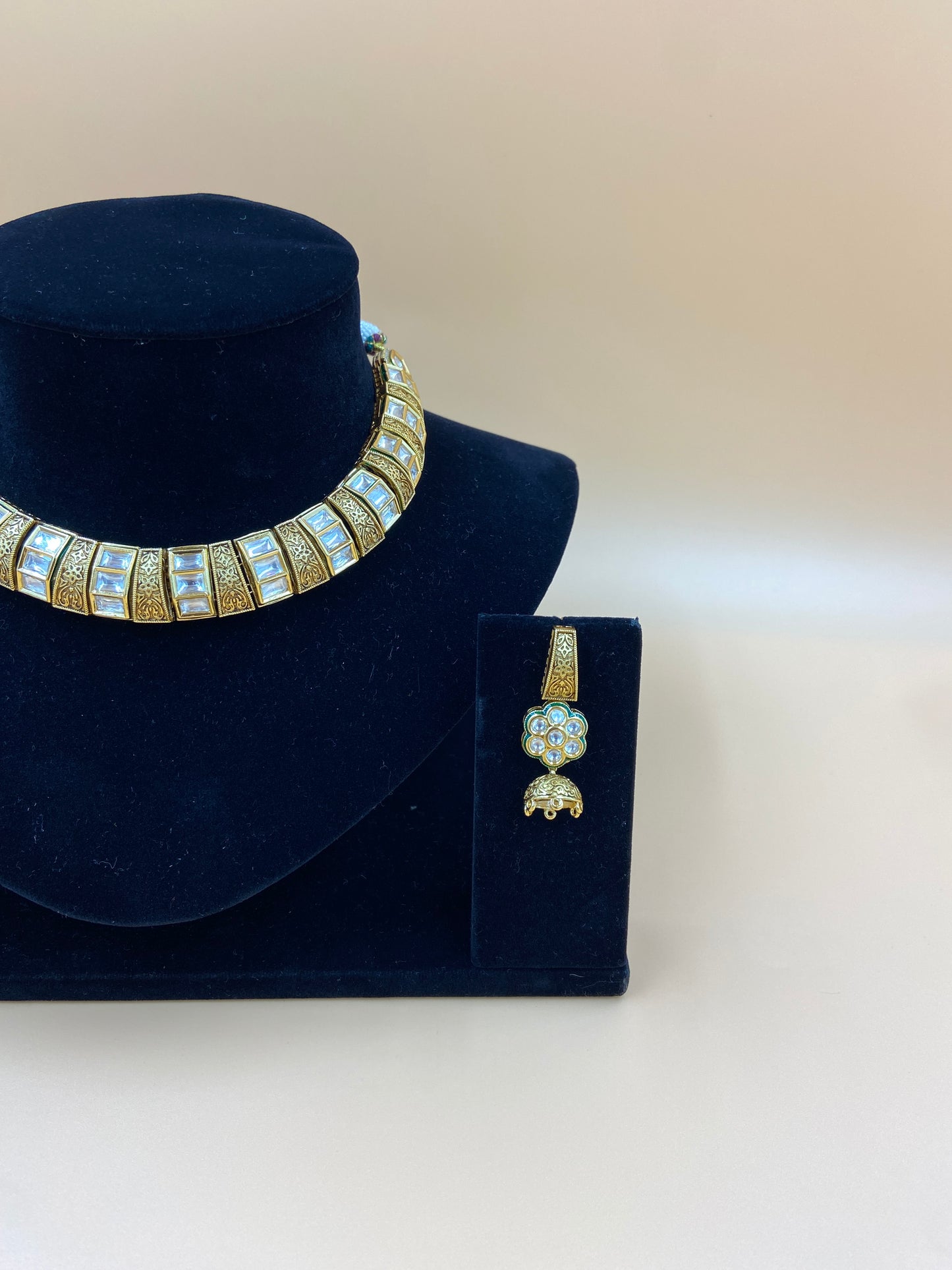 Diamond and Pearl Choker Set