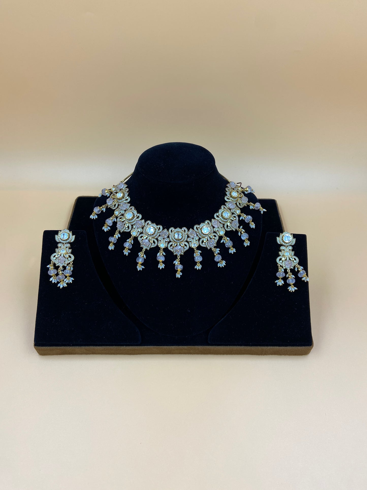 Lavender and White Kundan Necklace Set